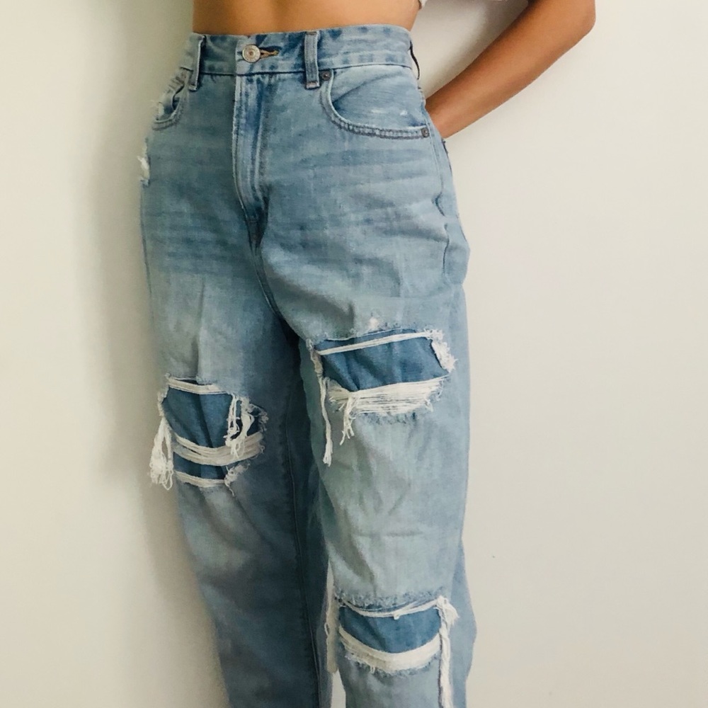 American Eagle Mom Jeans